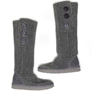 UGG Classic Cardy Sweater Boots Gray Knit Button Mid Calf Size 7
